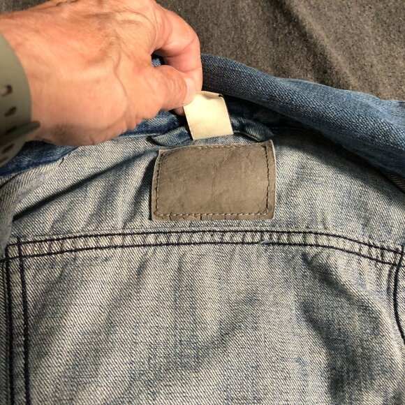 Levis Women's Blue Denim Trucker Jacket XS circa 2014 - Picture 15 of 16